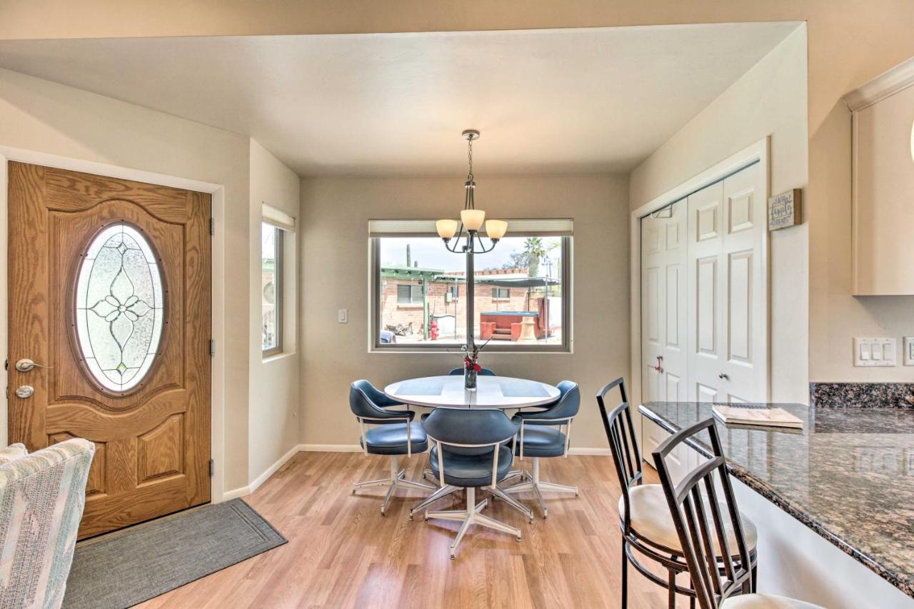 Lovely Tucson Home With Private Pool And Hot Tub! Bagian luar foto