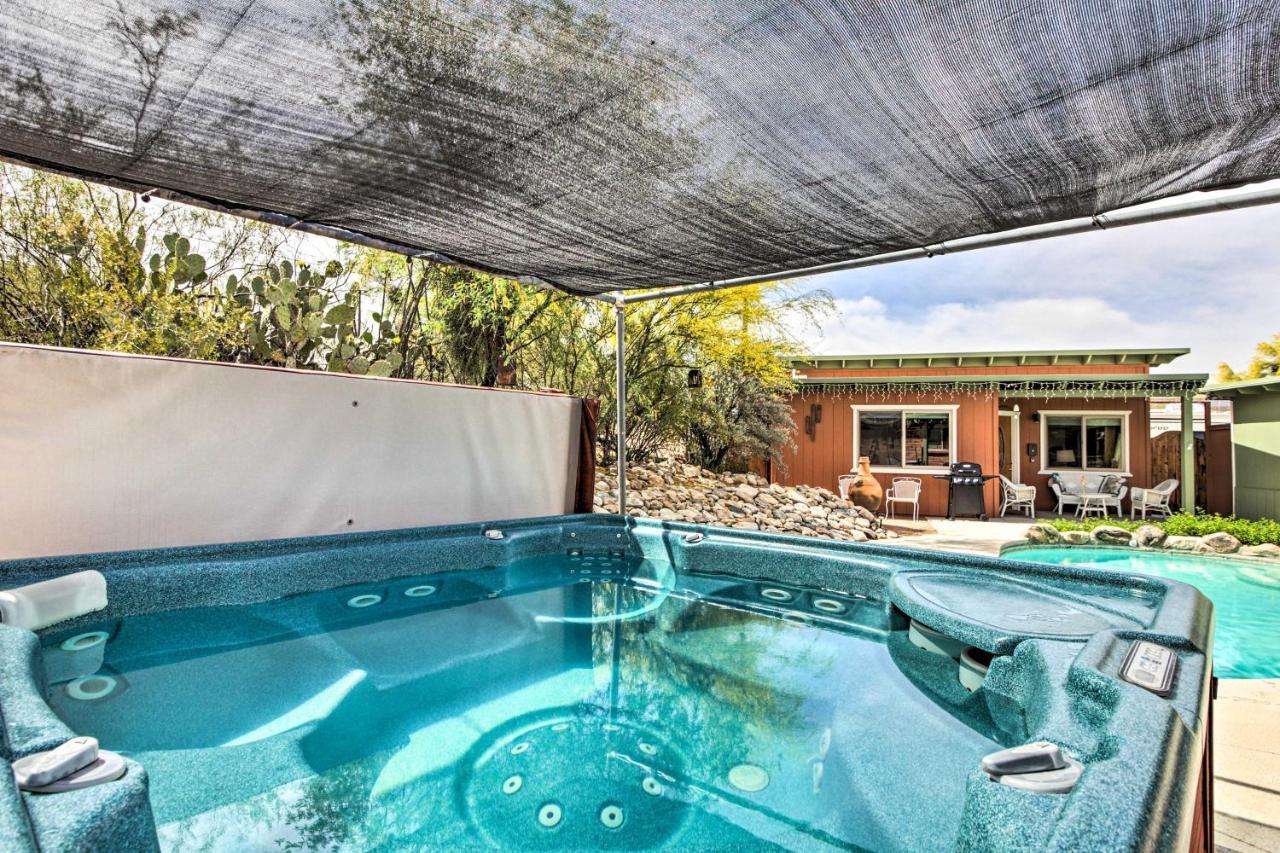 Lovely Tucson Home With Private Pool And Hot Tub! Bagian luar foto